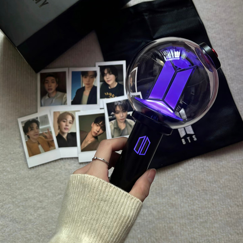 BTS LIGHT STICK ARMY BOMB VER.4 2026 Sealed New Limited Supports Mobile App BTS LIGHT STICK ARMY BOMB VER.4 2026 Sealed New Limited Supports Mobile App