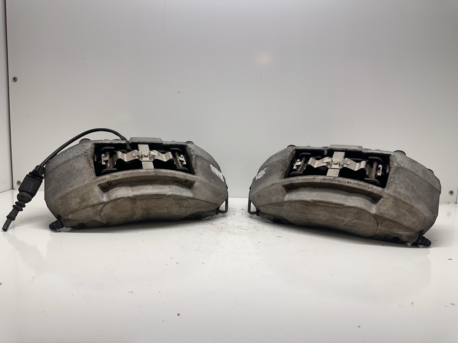 13-17 AUDI Q5 FRONT LEFT RIGHT BREMBO BRAKE CALIPER SET-2 13-17 AUDI Q5 FRONT LEFT RIGHT BREMBO BRAKE CALIPER SET-2