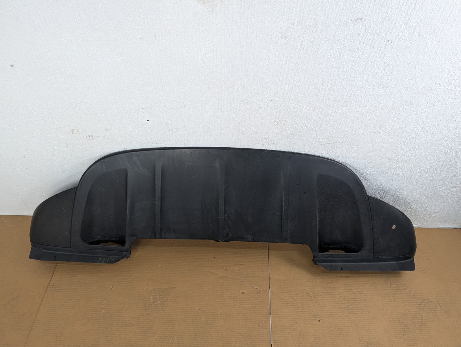 11-14 PORSCHE CAYENNE Front Bumper Lower Valance Diffuser Spoiler Cover OEM