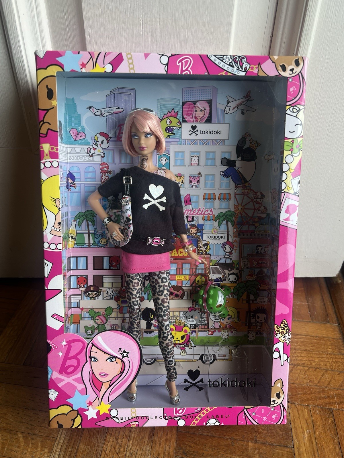 Tokidoki x Barbie Gold Label NRFB Rare Limited 7,400 Worldwide Tokidoki x Barbie Gold Label NRFB Rare Limited 7,400 Worldwide