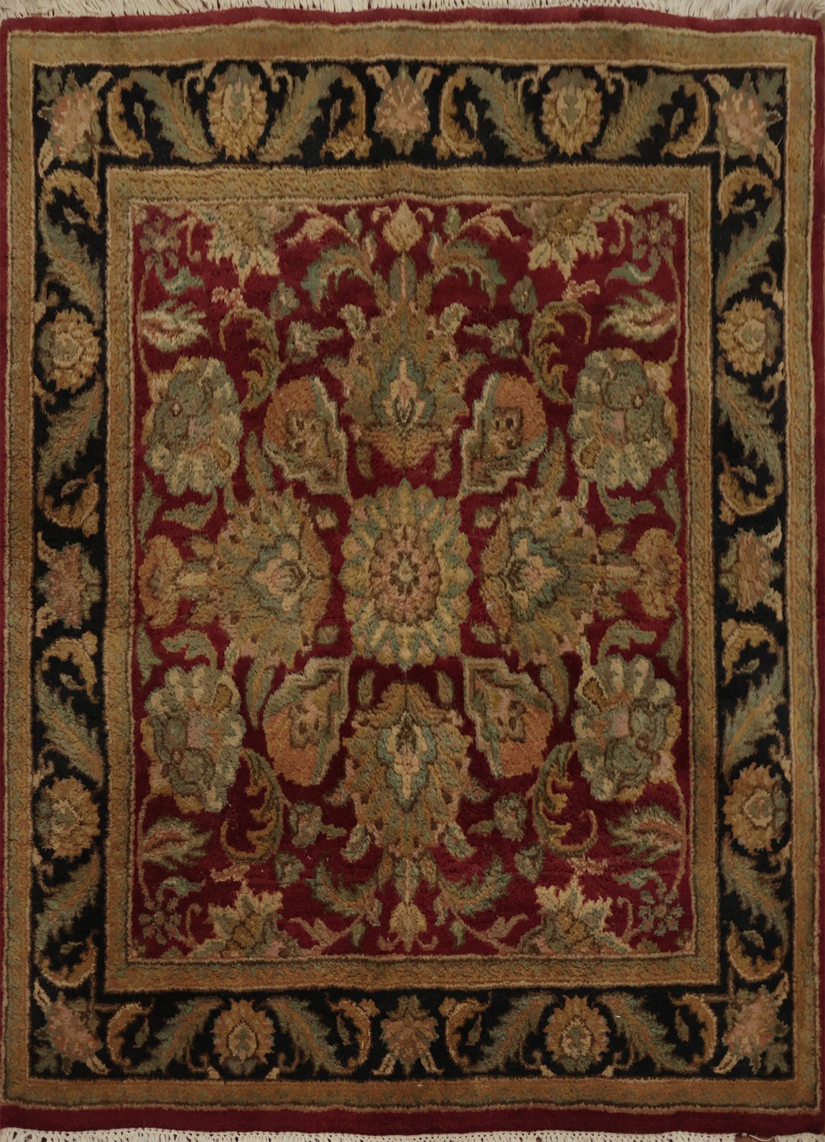 Handcrafted Floral Agra Oriental Square Rug 4x4 for Classic Interiors