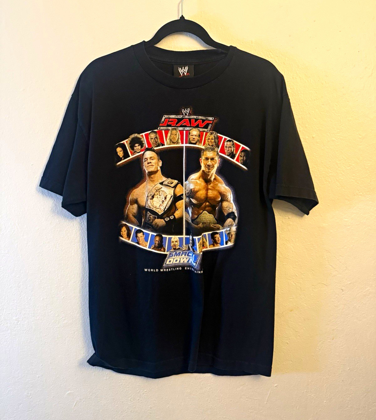 WWE Officially Licensed Raw SmackDown John Cena Batista T-Shirt L WWE Officially Licensed Raw SmackDown John Cena Batista T-Shirt L