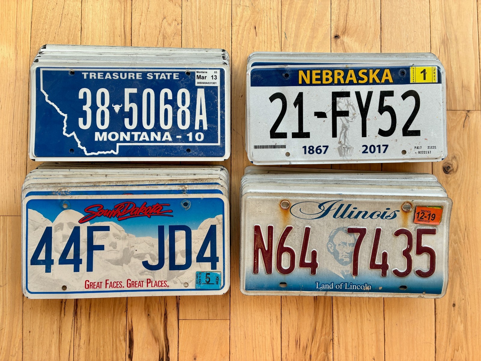 Bulk Lot of 100 License Plates- 25 of Each State in Craft Condition