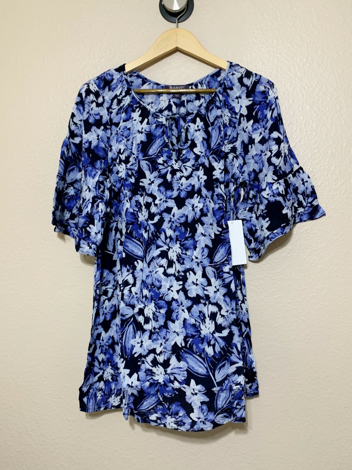 Roaman\'s Size 12W Women\'s Blue Floral Keyhole Bell Sleeve Tunic Blouse Top NWT