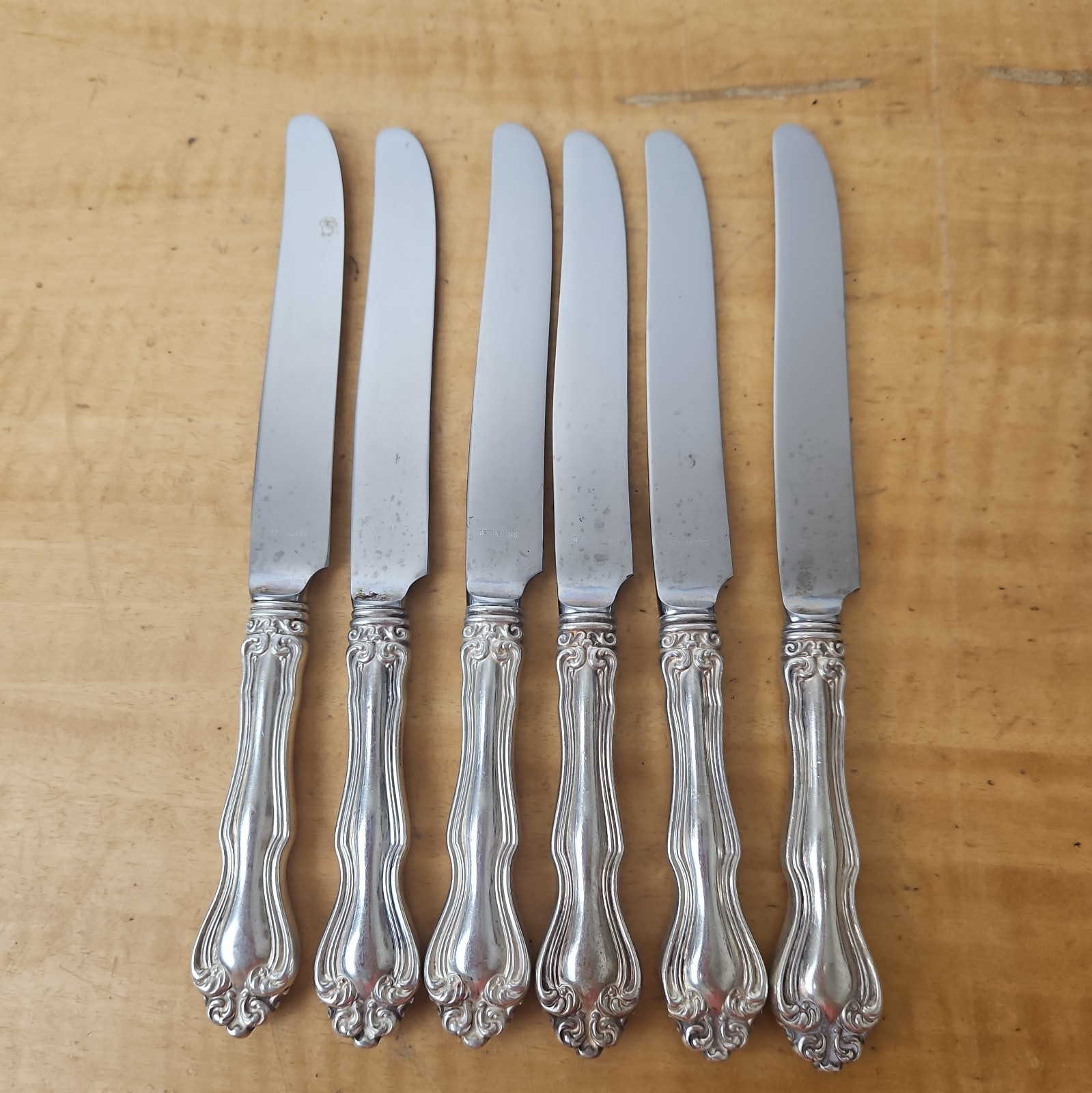 Set of 6 Westmorland Sterling Silver DINNER KNIVES  George and Martha  8 3/4\