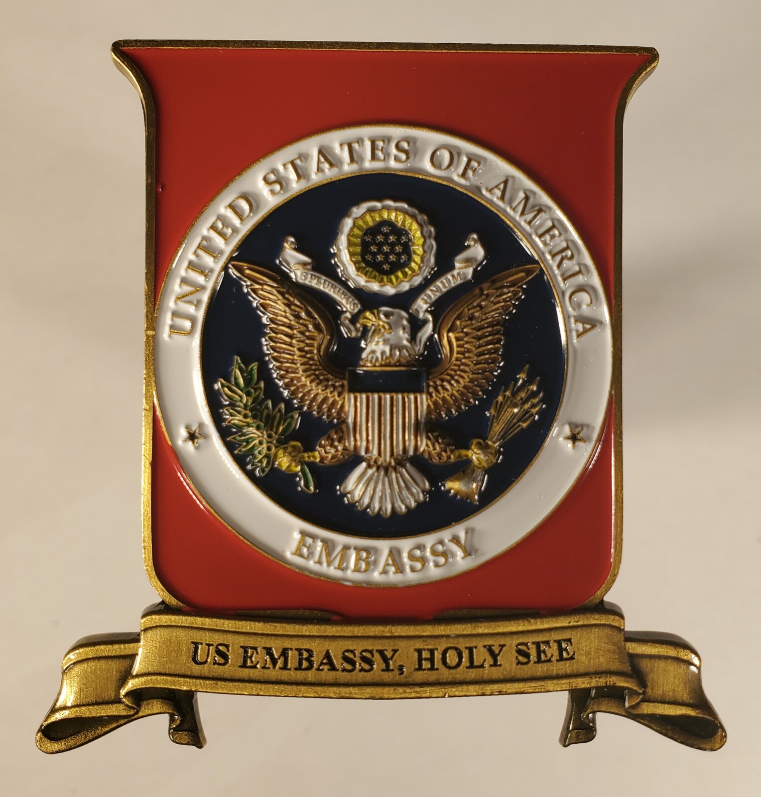 US STATE DEPARTEMENT US EMBASSY VATICAN CITY CHALLENGE COIN 2 US STATE DEPARTEMENT US EMBASSY VATICAN CITY CHALLENGE COIN 2
