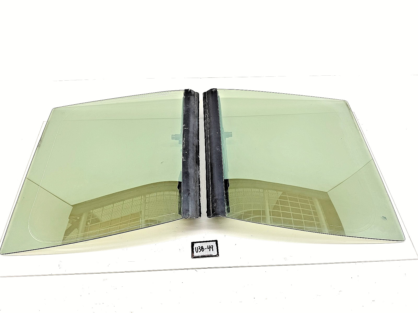 OEM 1979 - 1986 FORD MUSTANG T-TOPS REMOVABLE GLASS SET TTOPS U3B-49