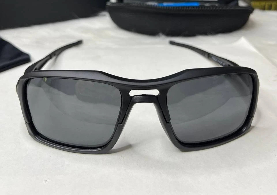 Oakley Triggerman Sunglasses OK 9314 - 01 Matte Black/Black Iridium
