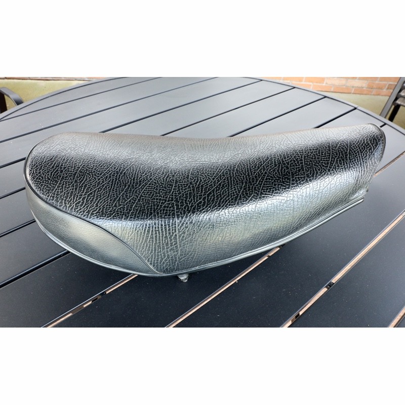 ORIGINAL Honda XL250 SEAT 1972-1973 XL 250 Motorcycle Saddle MINTY Rare