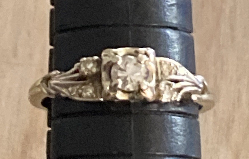 Vintage Art-deco 18k White Gold Diamond Engagement Ring Size 7.25 - Not Scrap Vintage Art-deco 18k White Gold Diamond Engagement Ring Size 7.25 - Not Scrap