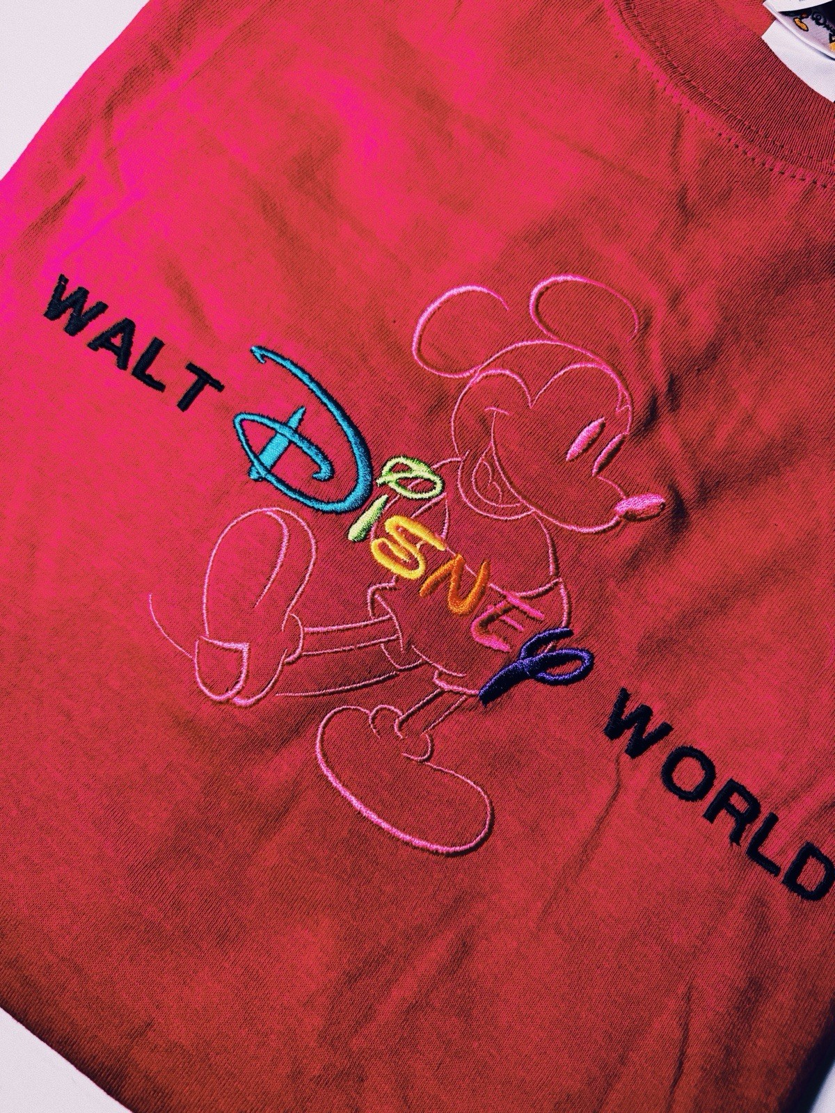 Vintage OG 90’s Walt Disney World T-Shirt Tee Mickey Mouse Embroidered Pink WDW