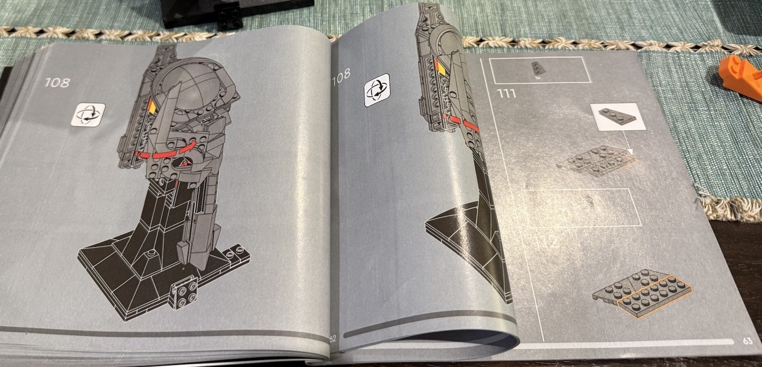 LEGO 11373 Lord of the Rings Sauron Helmet Instruction Booklet MISPRINT Error