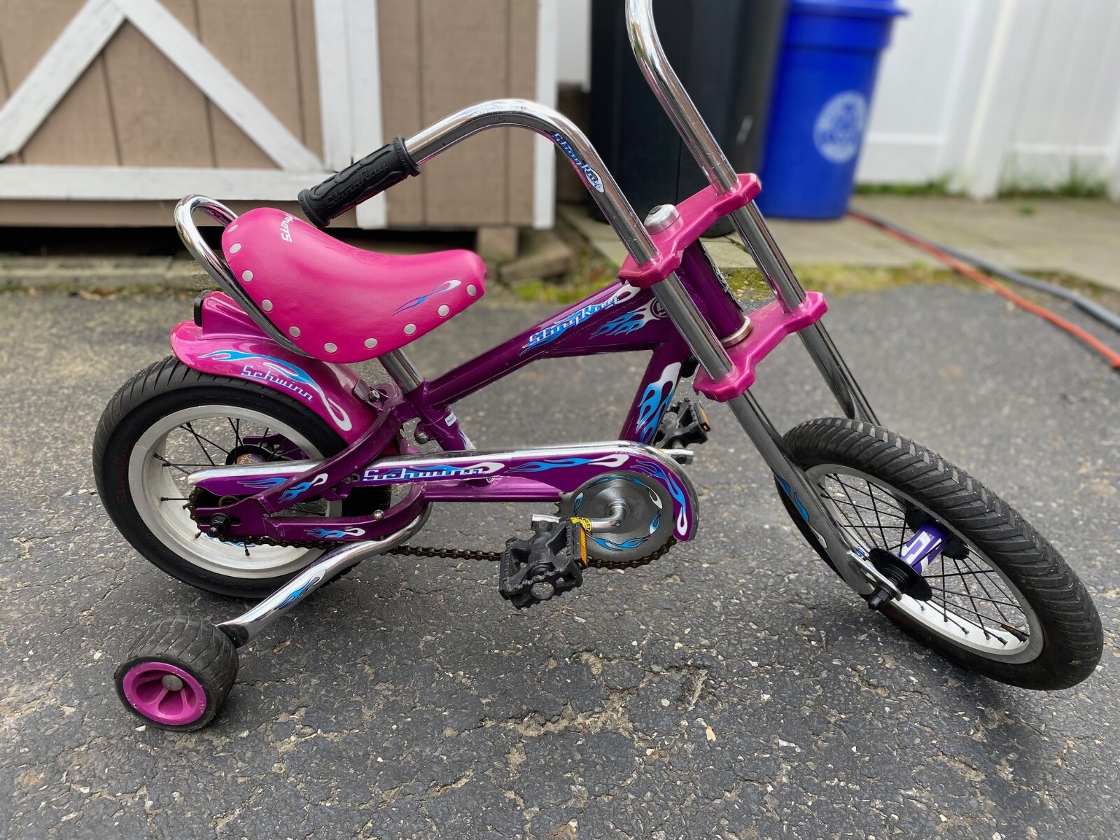 RARE Schwinn Stingray Child / Toddler Purple Bike Chopper W/Training Wheels RARE Schwinn Stingray Child / Toddler Purple Bike Chopper W/Training Wheels