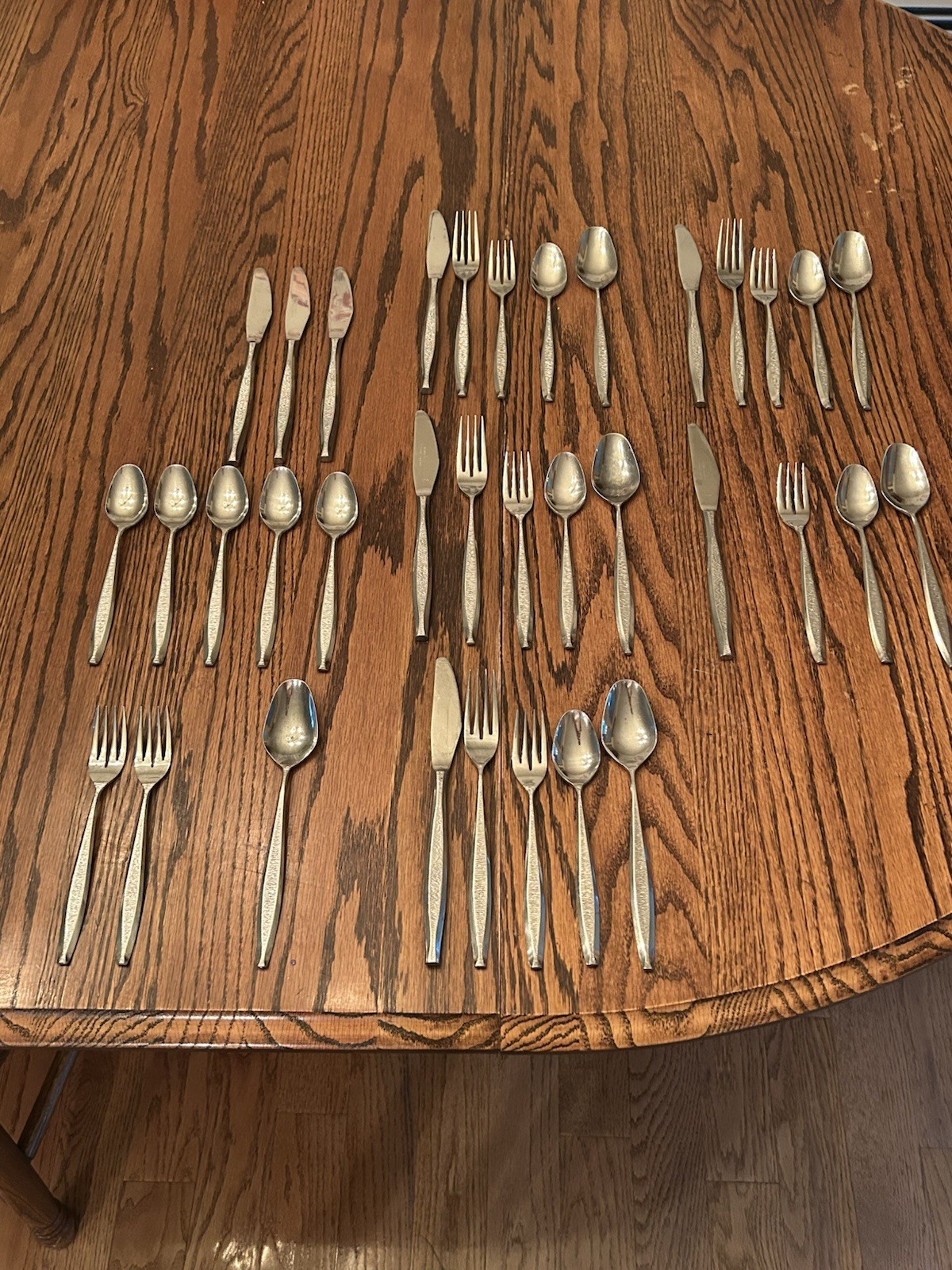 VTG HULL STAINLESS JAPAN FLORENCE SILVERWARE W 35 PIECES FLATWARE READ