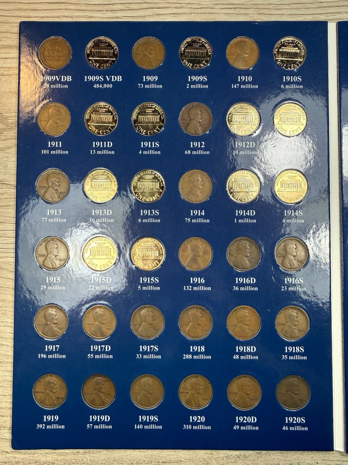 LINCOLN SET  (1909-2025)-  294 COINS  - BU COINS/GOLD PLATED- PRICED TO SELL 🔥*