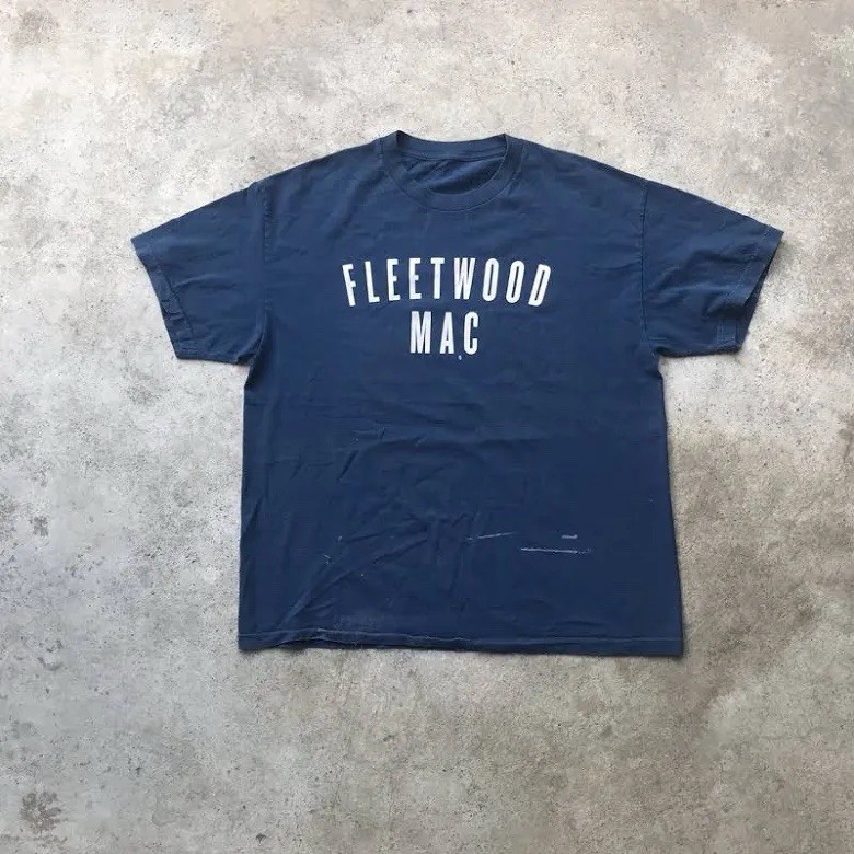 Fleetwood Mac World Tour 2014-2015 Blue T-Shirt Live Nation Merchandise Fleetwood Mac World Tour 2014-2015 Blue T-Shirt Live Nation Merchandise