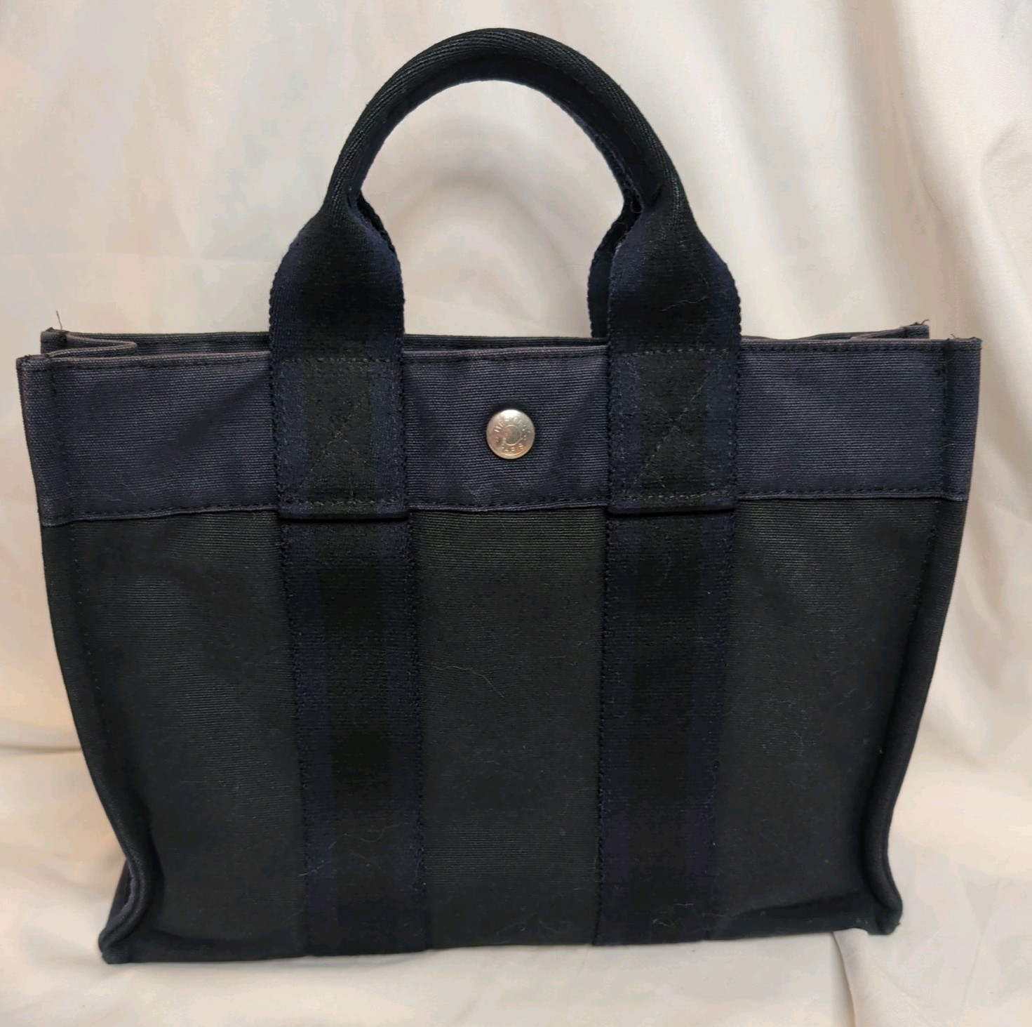 Vintage Hermès Fourre Tout PM Tote Canvas Bag Black & Navy Authentic Vintage Hermès Fourre Tout PM Tote Canvas Bag Black & Navy Authentic