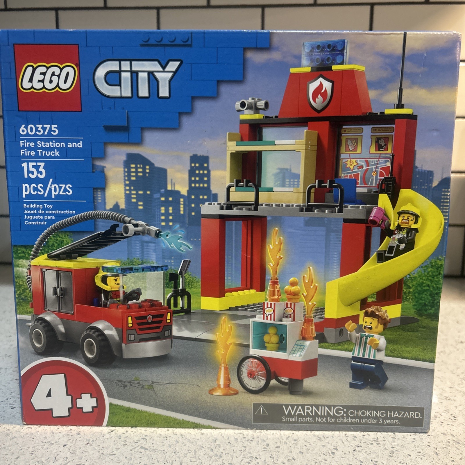 Lego 60375 City: Fire Station and Fire Truck New Sealed Retired READ