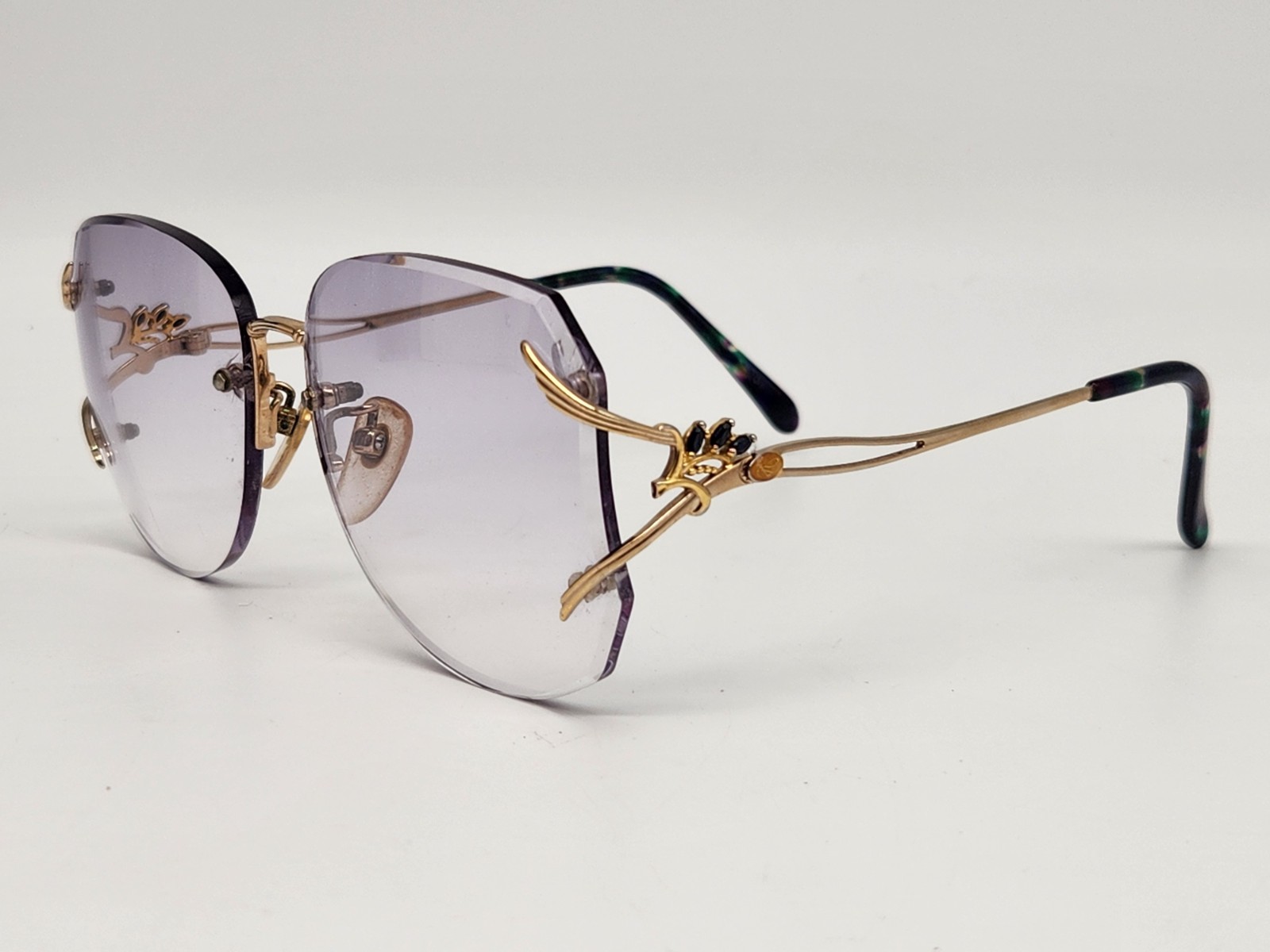 Vintage Les Halles Rimless Gold-Tone Sunglasses Purple Gradient Lenses 58-15-131 Vintage Les Halles Rimless Gold-Tone Sunglasses Purple Gradient Lenses 58-15-131
