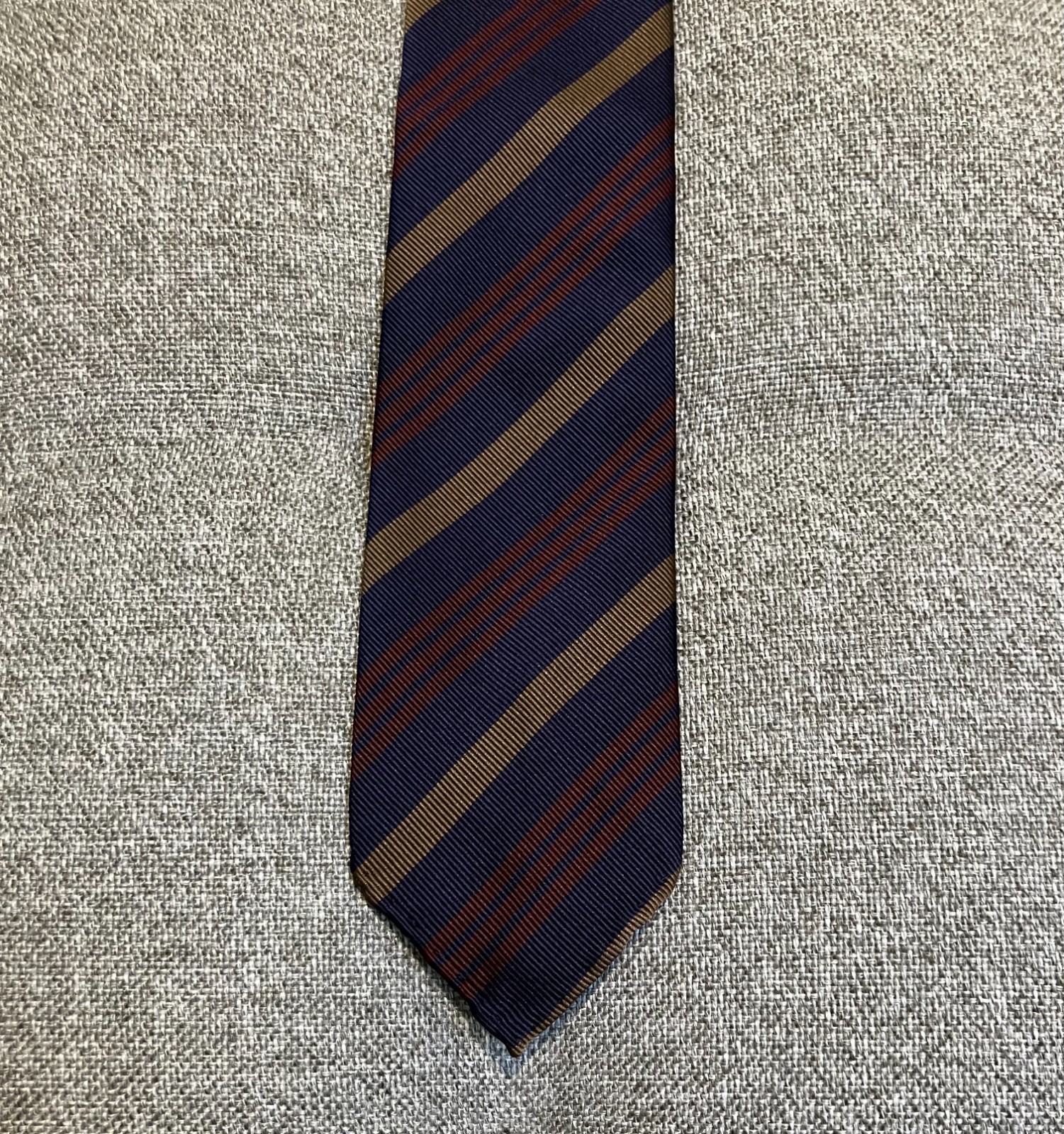Drake\'s Tie - Navy Blue with Burgundy and Tan Stripe