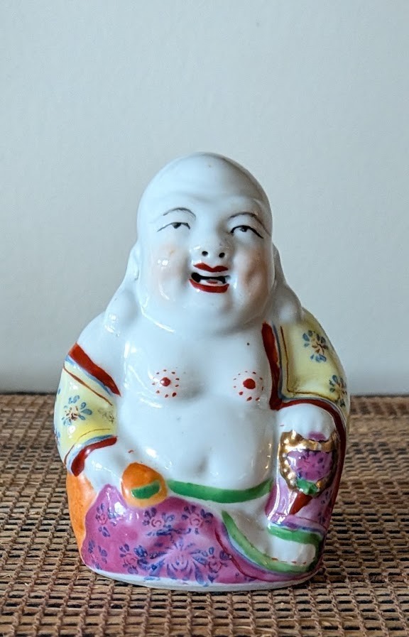Small Vtg Hand Painted Porcelain Smiling Chinese Budai/Buddha Figurine - 3.2\
