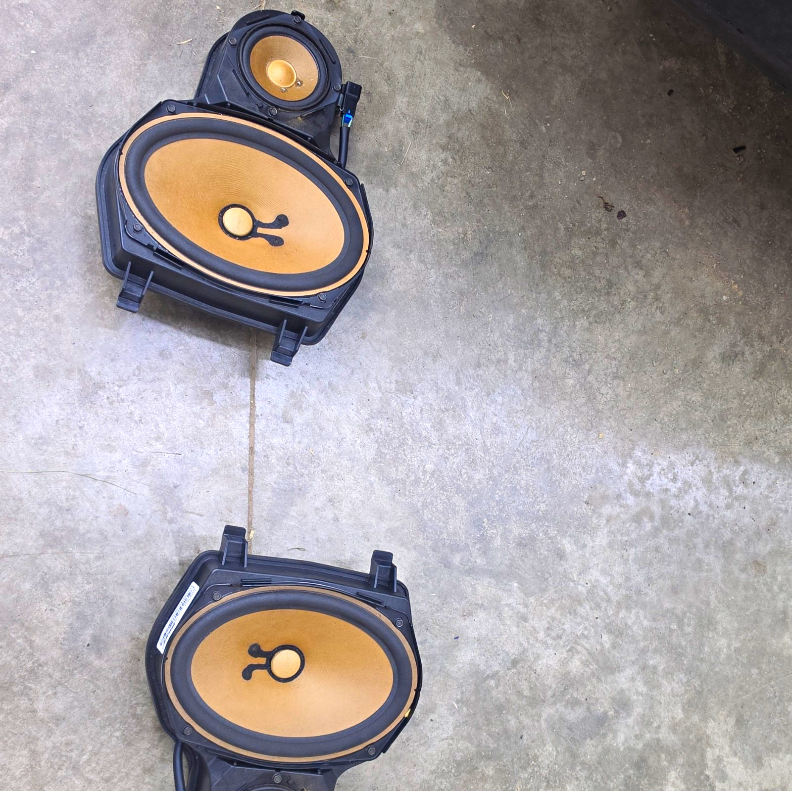 Bose Chevy Rear Speakers Pair 6x9in Coaxial Car Audio Speakers MPN 25800454