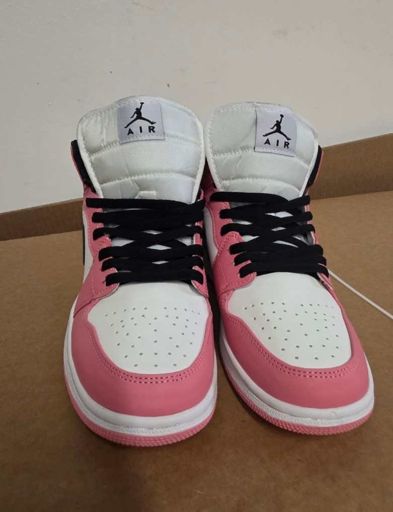 Size 8 - Air Jordan 1 Mid SE Berry Pink Mulberry DC7267-500 Women Size 8 NO BOX Size 8 - Air Jordan 1 Mid SE Berry Pink Mulberry DC7267-500 Women Size 8 NO BOX