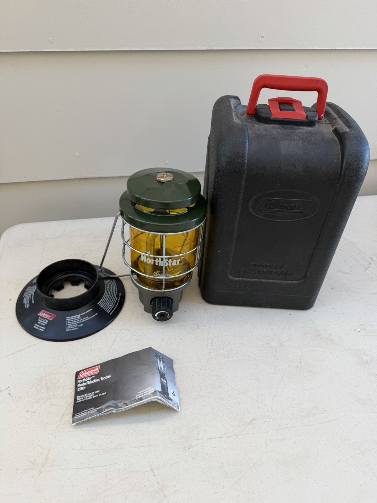 Coleman North Star 2500 Propane Lantern Amber/Yellow Glass Stand Hard Case