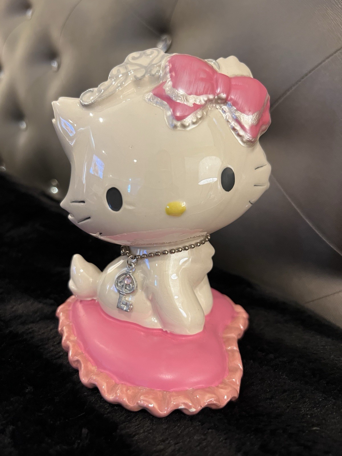 Y2K Charmmy Kitty Piggy Bank 2004 Y2K Charmmy Kitty Piggy Bank 2004