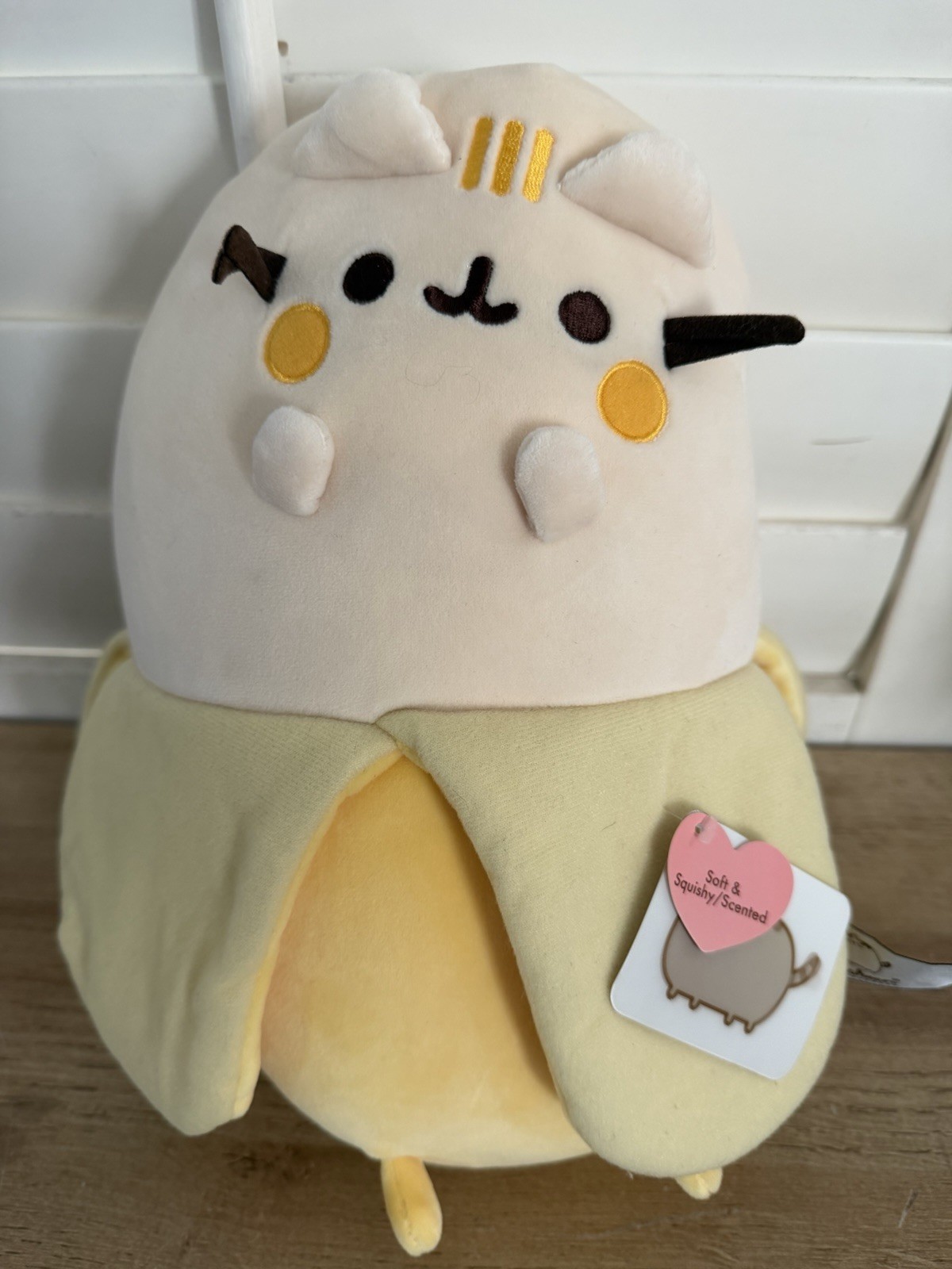 Pusheen Fruits Scented Banana Squisheen Gund 2024 New w/ Tags 13”