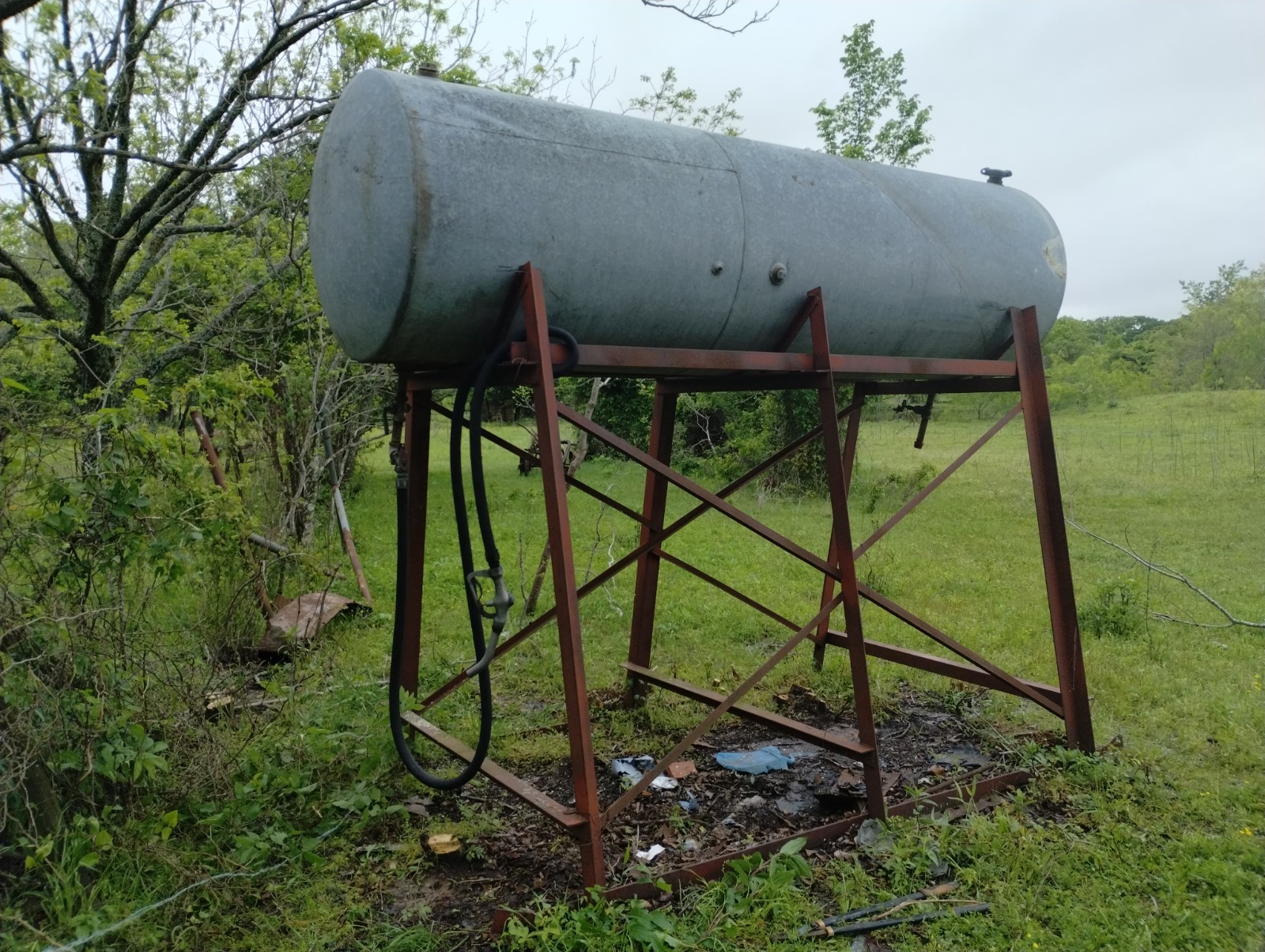 HEAVY DUTY SKID MOUNTED FUEL TANK