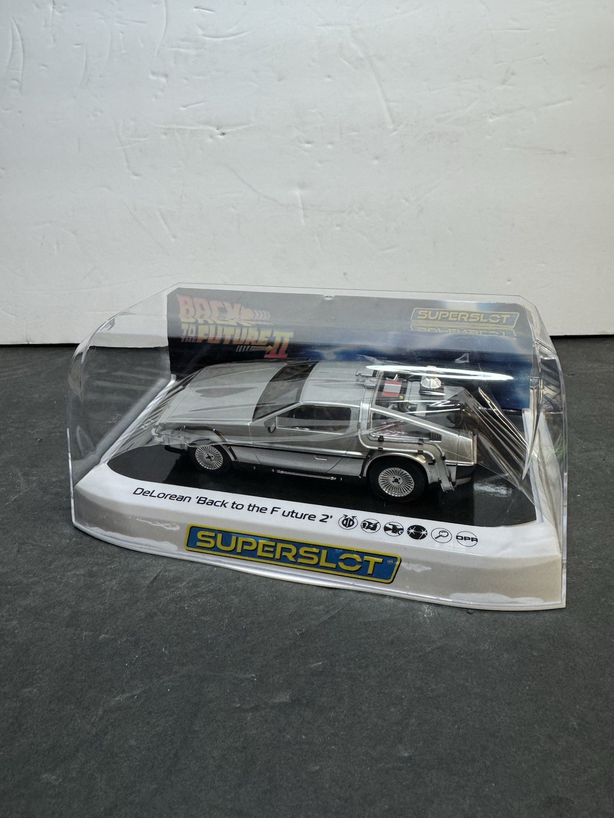 Slot Car Scalextric Superslot - DeLorean Back To The Future II -NIB Slot Car Scalextric Superslot - DeLorean Back To The Future II -NIB