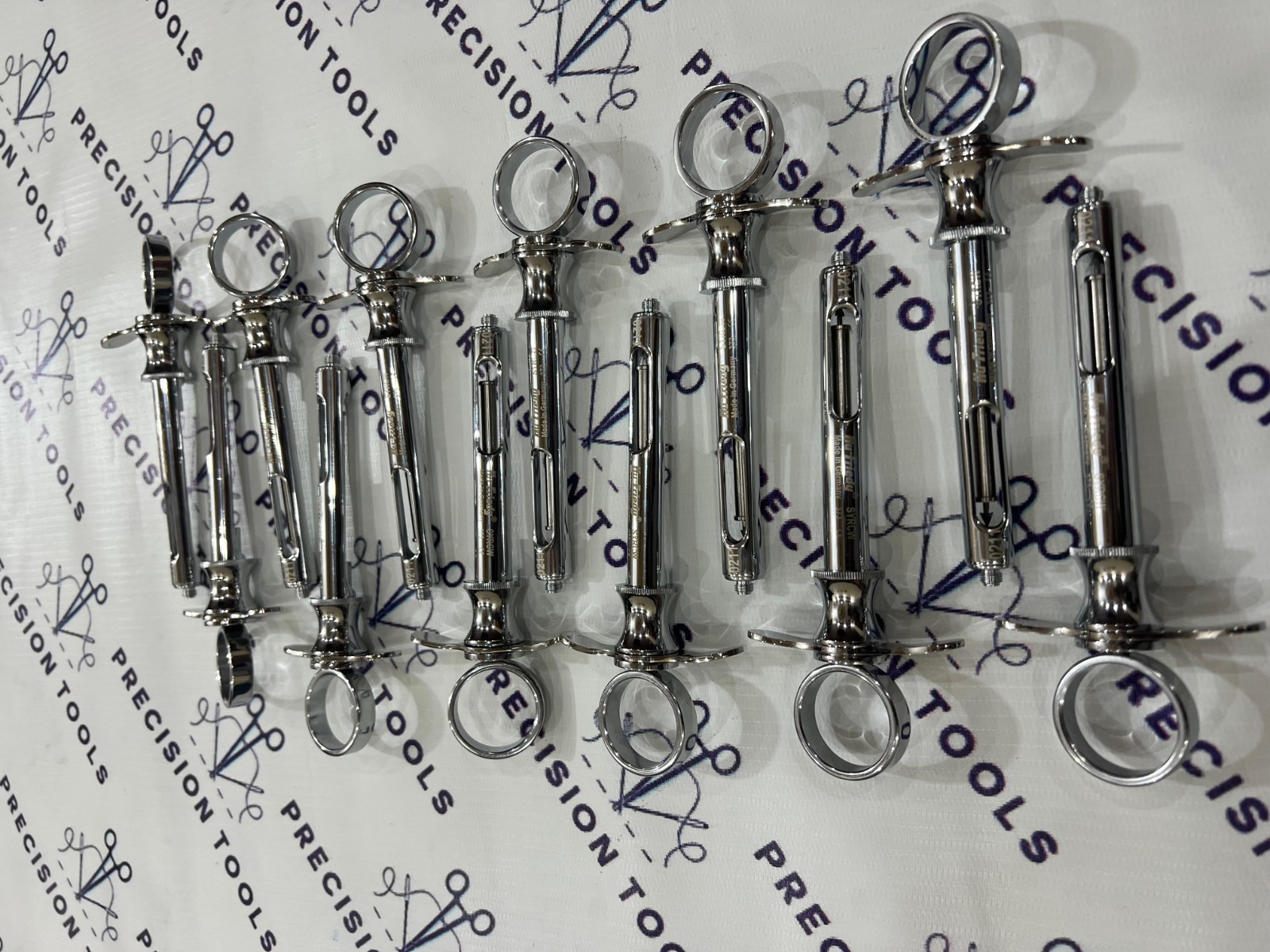Hu-Friedy CW Style Dental Anesthetic Aspirating 1.8ml Syringe SYRCW Lot-of 12 PC