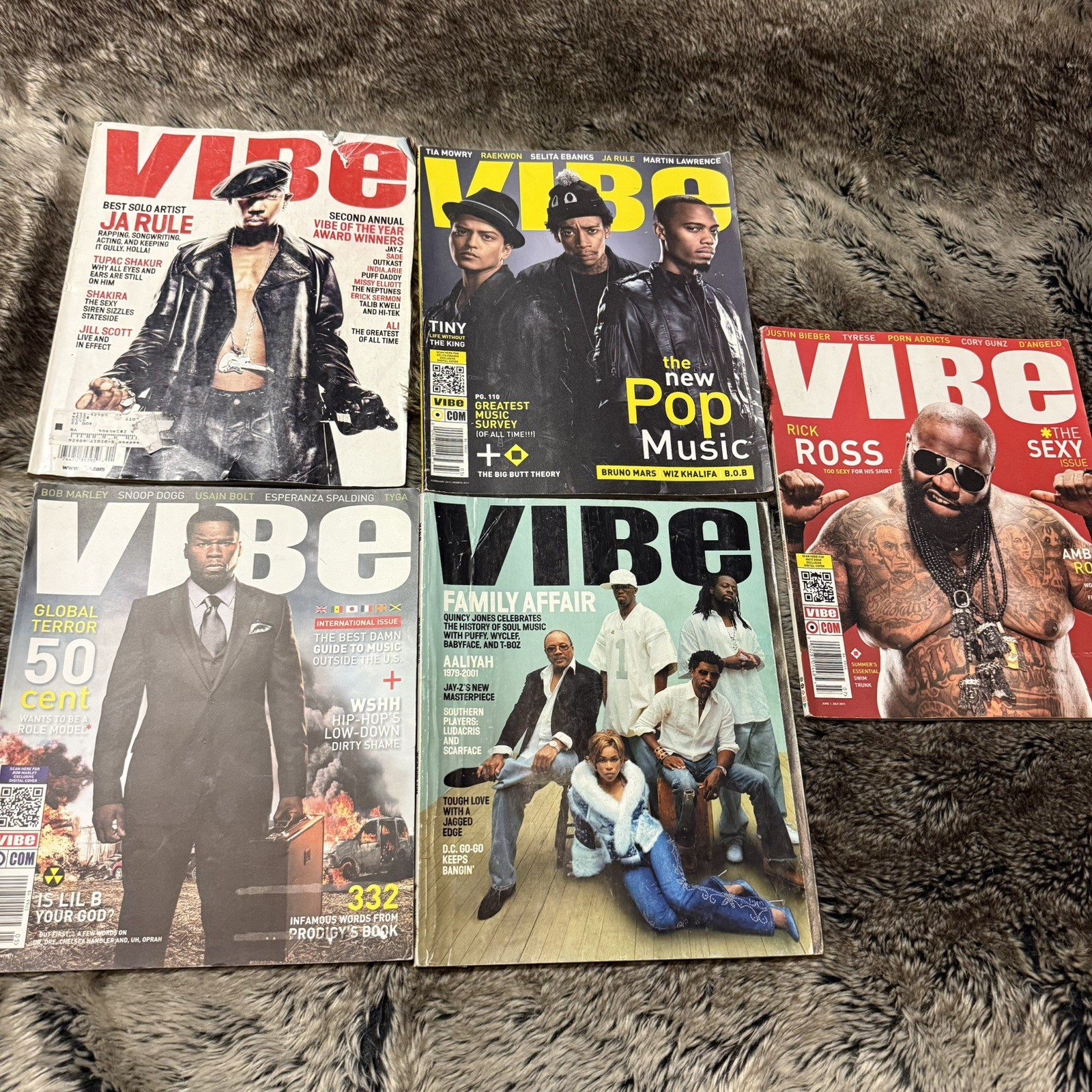 Lot 5 VIBE MAGAZINES Vintage 50 Cent, Bruno Mars, Rick Ross, Ja rule Lot 5 VIBE MAGAZINES Vintage 50 Cent, Bruno Mars, Rick Ross, Ja rule