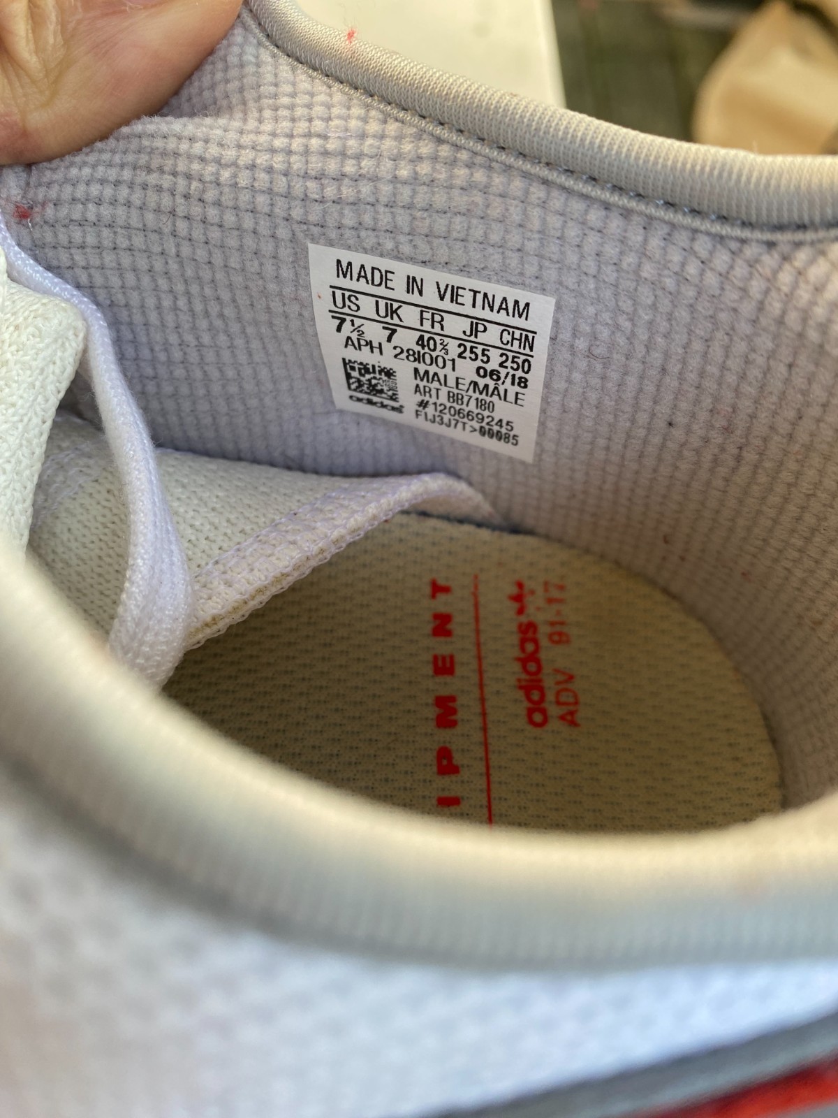 adidas EQT Cushion ADV white/red adidas EQT Cushion ADV white/red