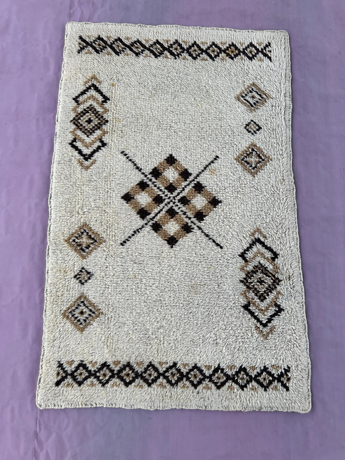 Vintage Wool Area Rug 2\'4\