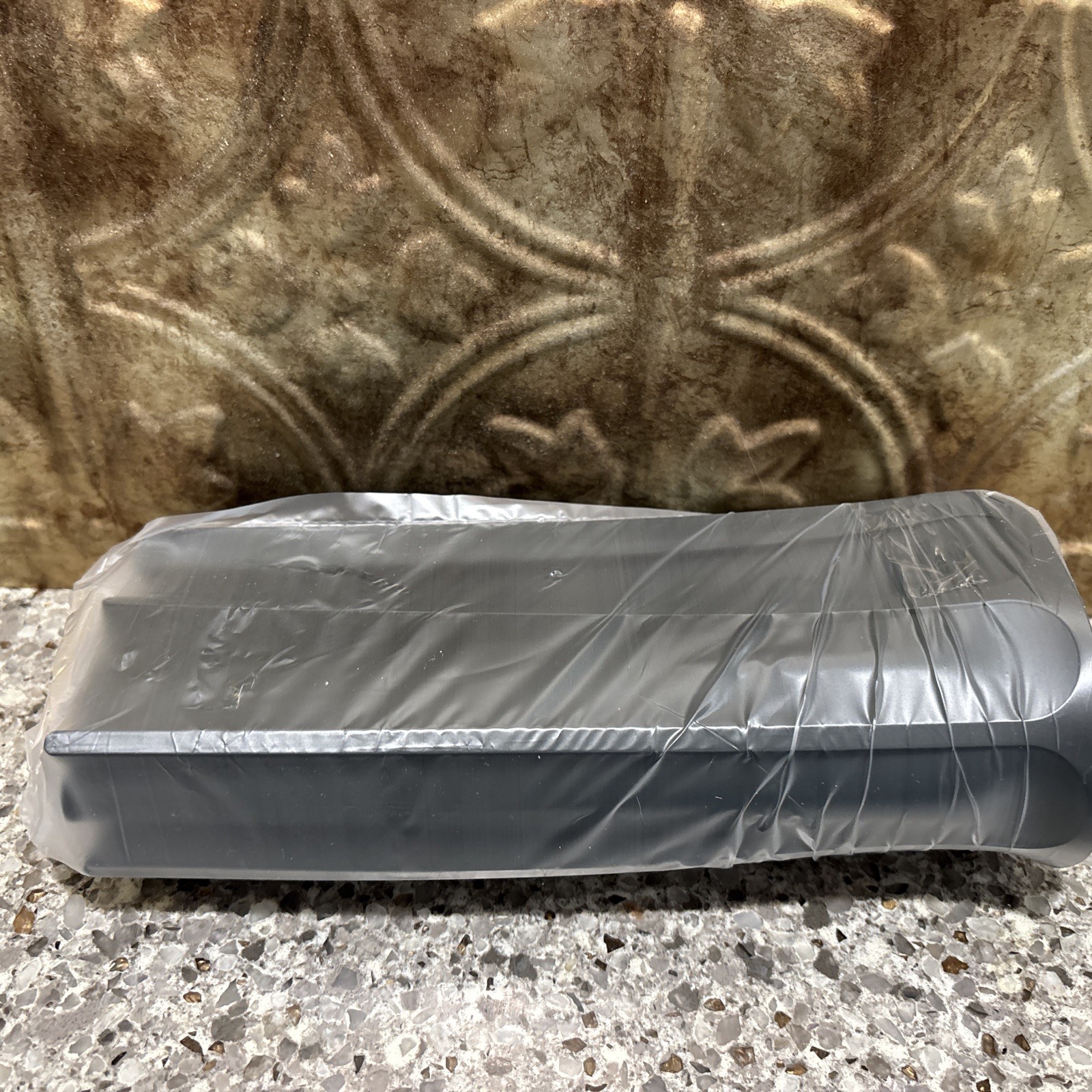 Kraus Self-Draining Silicone Drying Mat Night Black 14-3/4”x8-1/8”x1/2” KDM-10NB