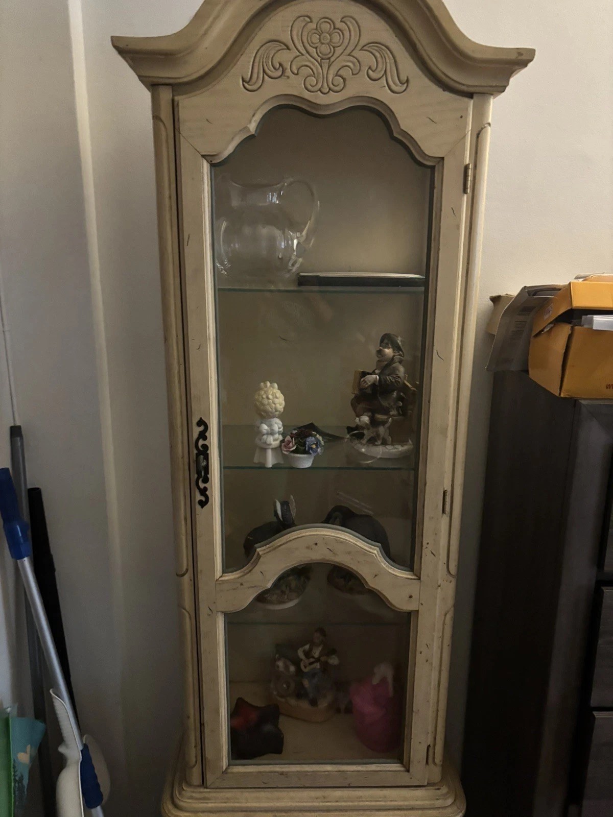 VTG CHINA WOOD CLOSET ( Great Condition) VTG CHINA WOOD CLOSET ( Great Condition)