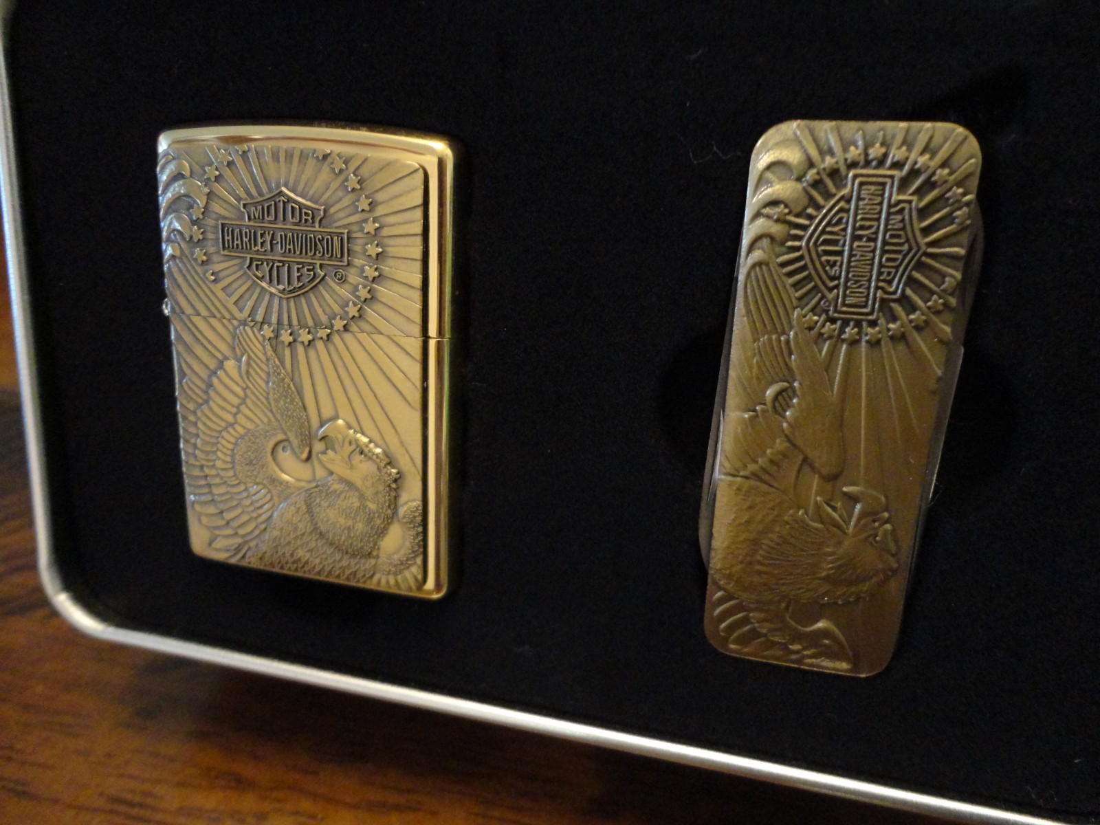 HARLEY DAVIDSON EAGLE GIFT SET BRASS ZIPPO LIGHTER MINT IN BOX 1998 HD116 HARLEY DAVIDSON EAGLE GIFT SET BRASS ZIPPO LIGHTER MINT IN BOX 1998 HD116