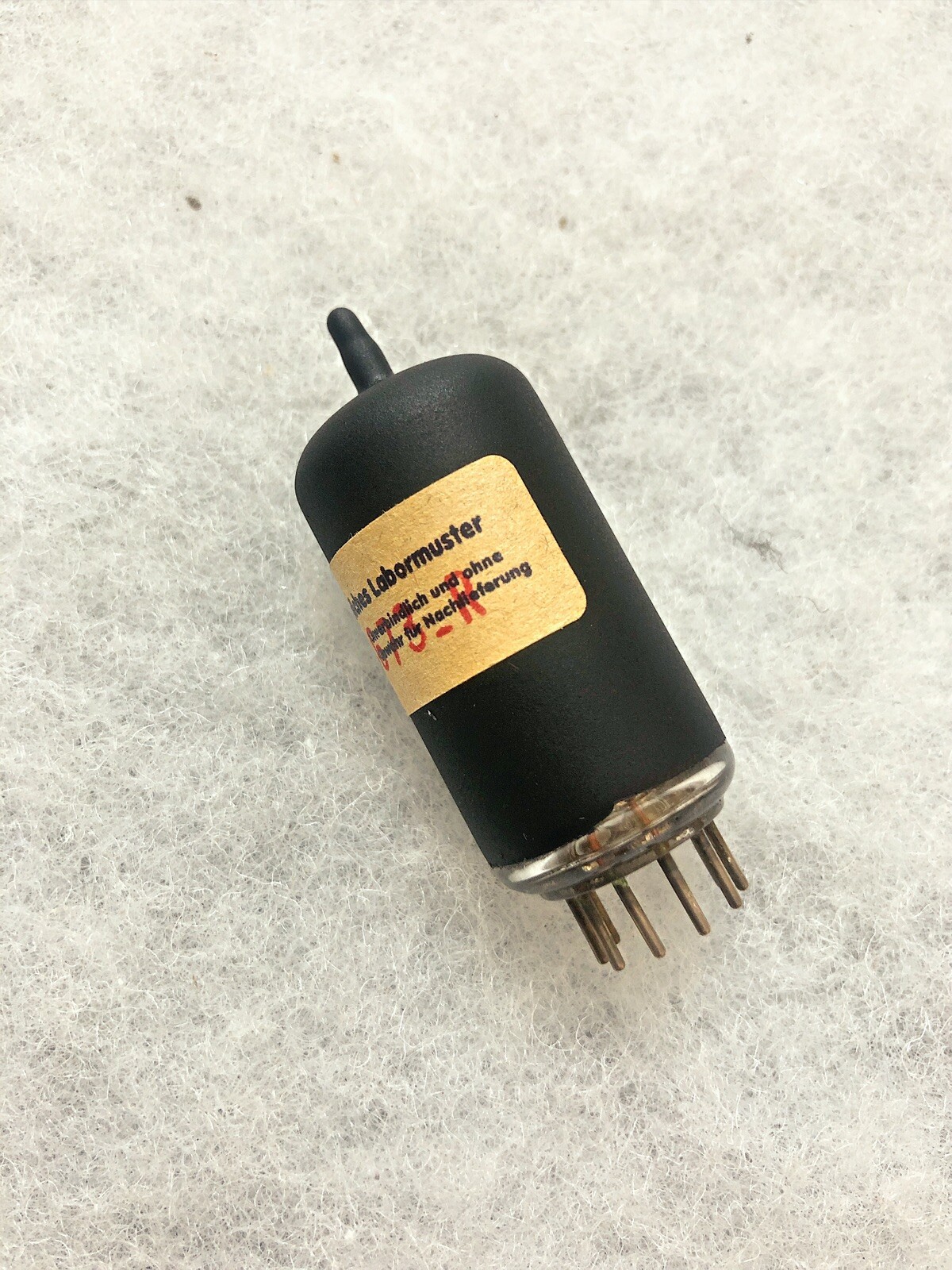 Telefunken G73-R Black Coated Glass ECC82 12AU7 ECC802S Diamond Bottom NOS Telefunken G73-R Black Coated Glass ECC82 12AU7 ECC802S Diamond Bottom NOS