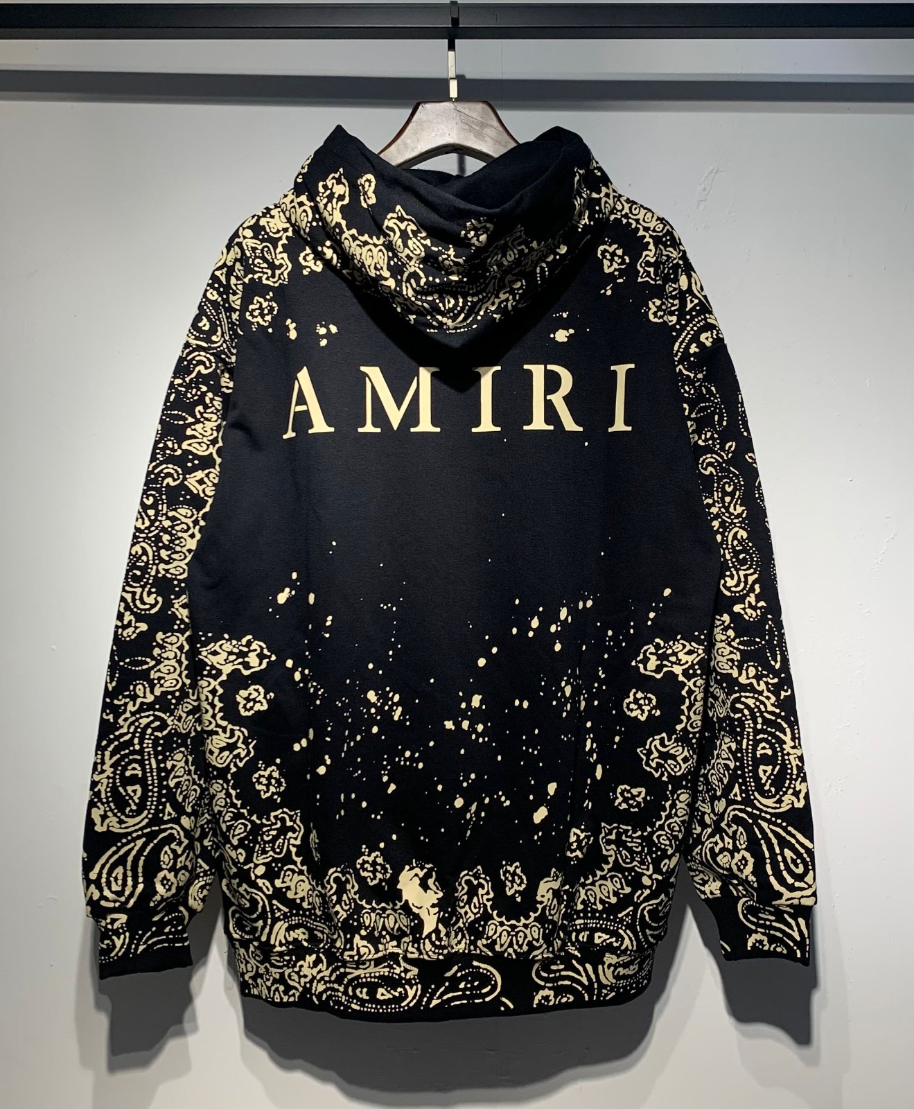 AMIRI Vintage Bandana Print Pullover Hoodie Y2K Distressed Streetwear Oversized