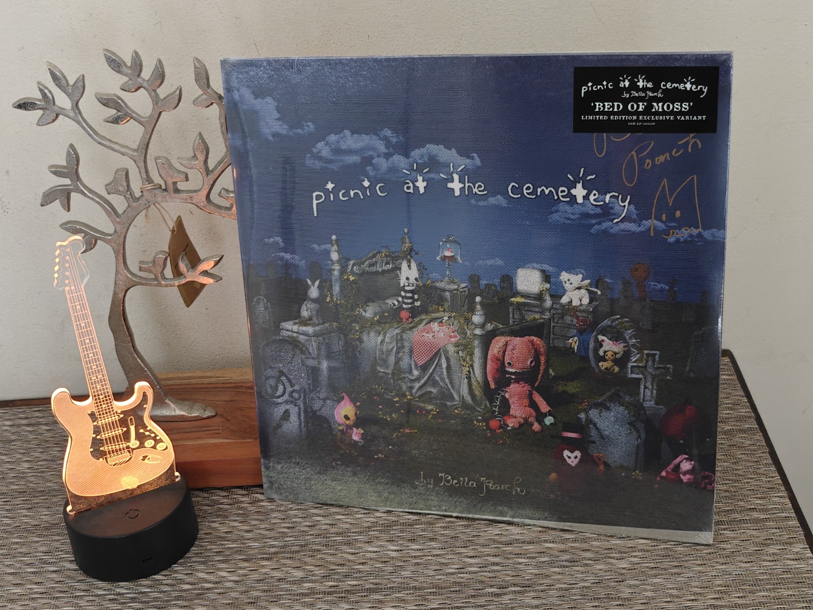 Bella Poarch *SIGNED JACKET* Picnic at the Cemetery Moss Vinyl Record SEALED Bella Poarch *SIGNED JACKET* Picnic at the Cemetery Moss Vinyl Record SEALED