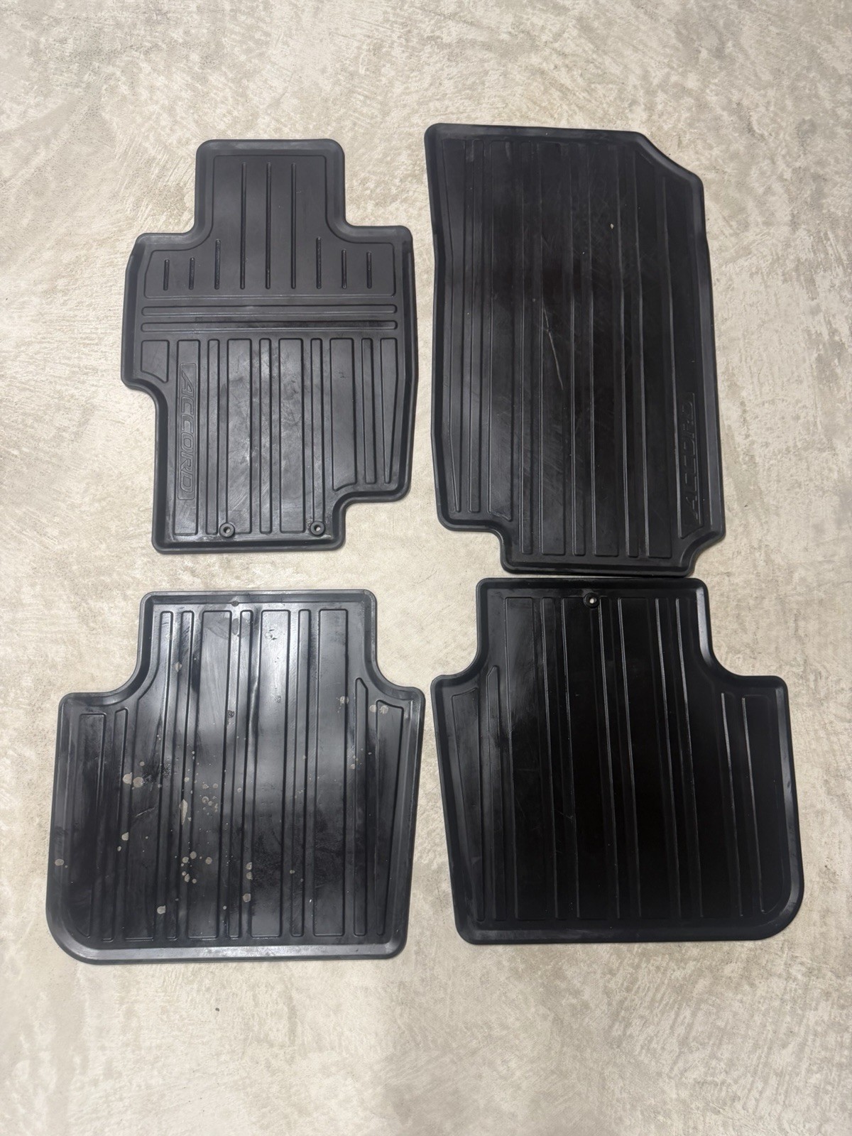 03-07 Honda Accord OEM All Weather Season Rubber Floor Mat Mats Black Factory 03-07 Honda Accord OEM All Weather Season Rubber Floor Mat Mats Black Factory