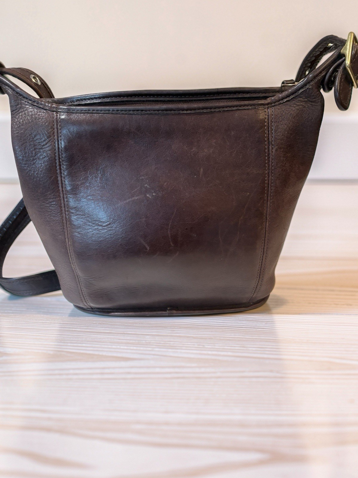 Vintage Coach Leather Purse 90’s Slim Duffle Medium in Dark Brown 9816