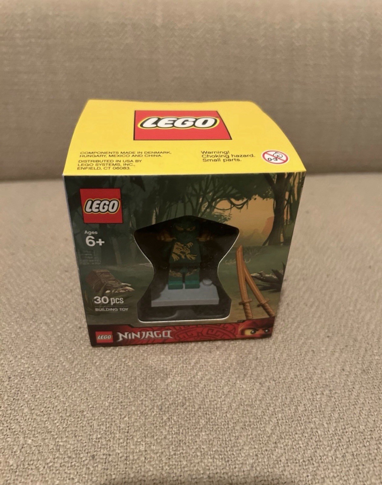 LEGO 5004076 2014 Target Minifigure Gift Set Cube Lloyd DX Superboy SEALED NIB