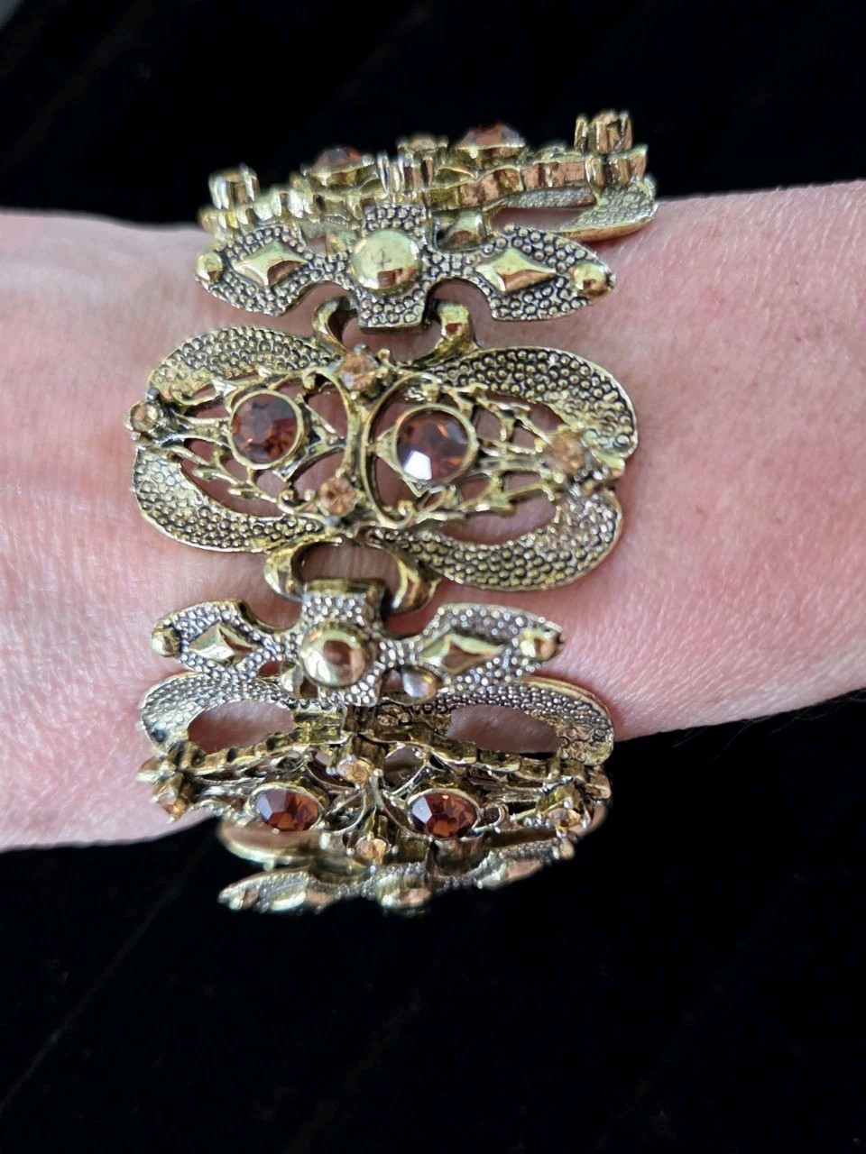 Vintage Ornate Victorian Revival Gold Tone Panel Bracelet Topaz Rhinestone 7.25\