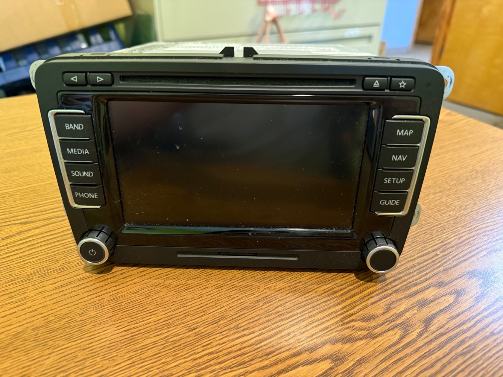 2010-2015 VOLKSWAGEN EOS PASSAT CC Radio Navigation Unit AM-FM Tuner CD OEM