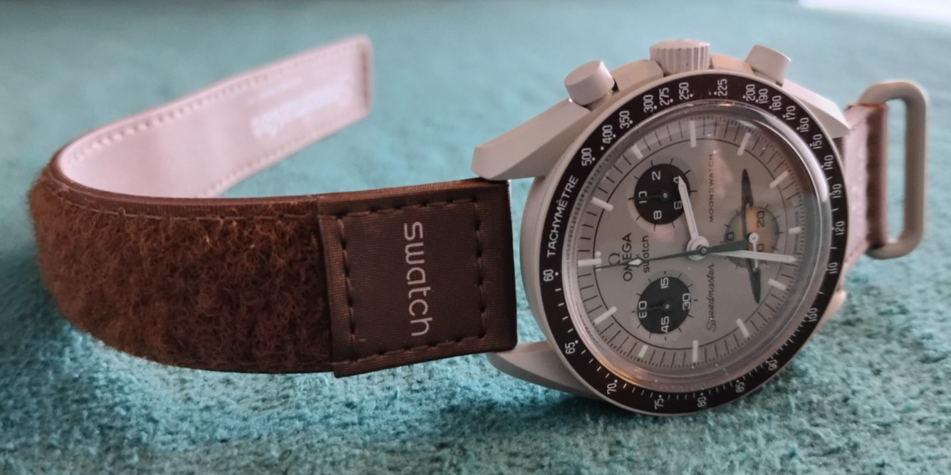 Omega x Swatch Mission To Saturn (MoonSwatch), Nearly New Ships from US