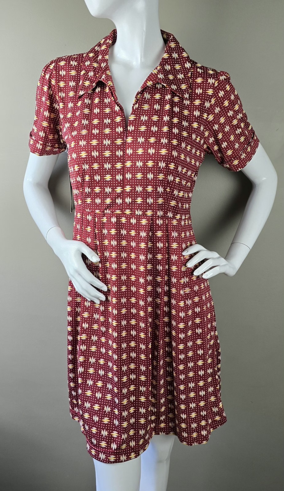 90\'s NWT Ecote Retro Print Shirt Dress M Red Poly Front-Zip Urban Outfitters