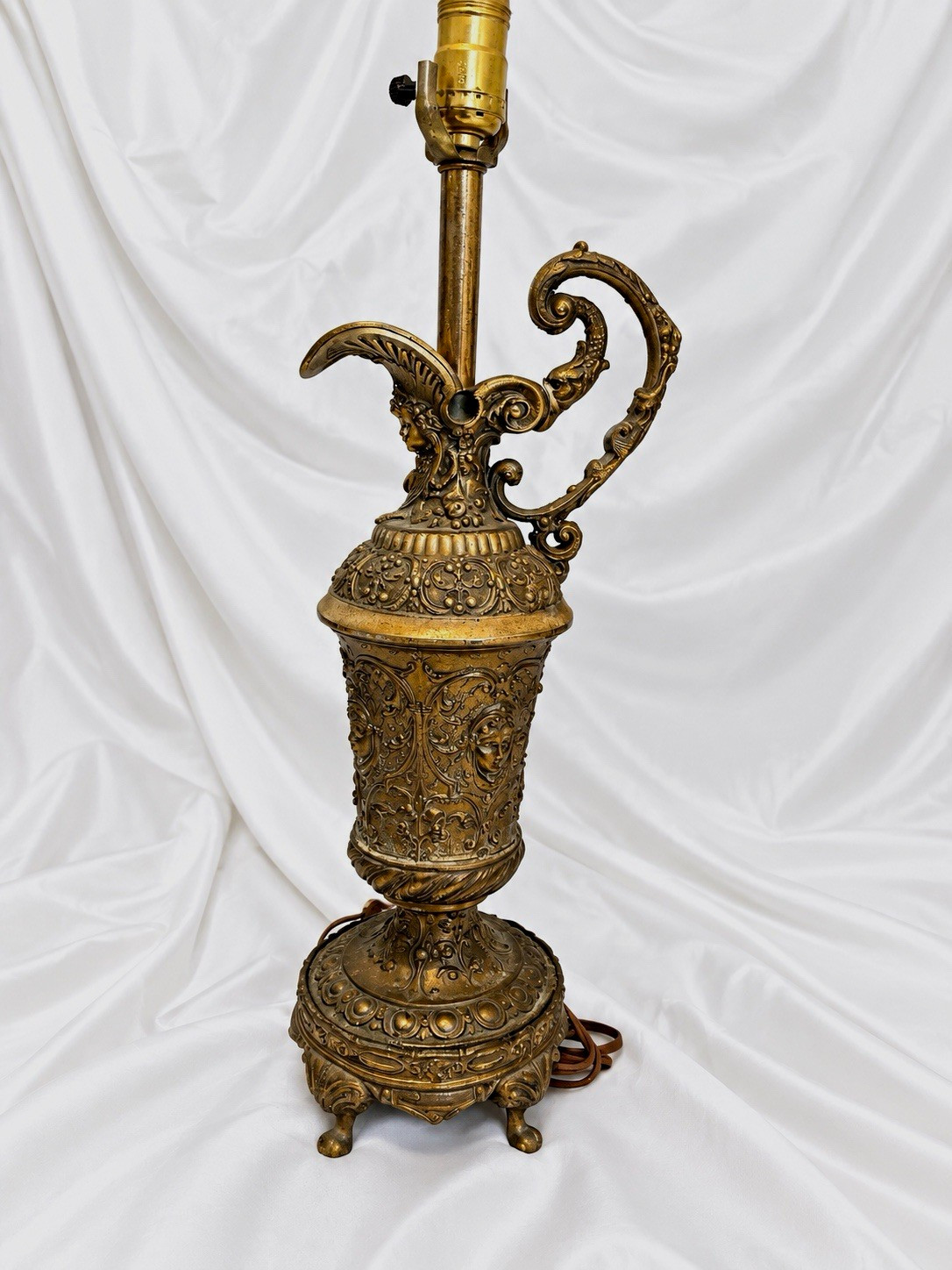 Vintage Brass Ewer Table Lamp , Gold Antique Finish, With Cord